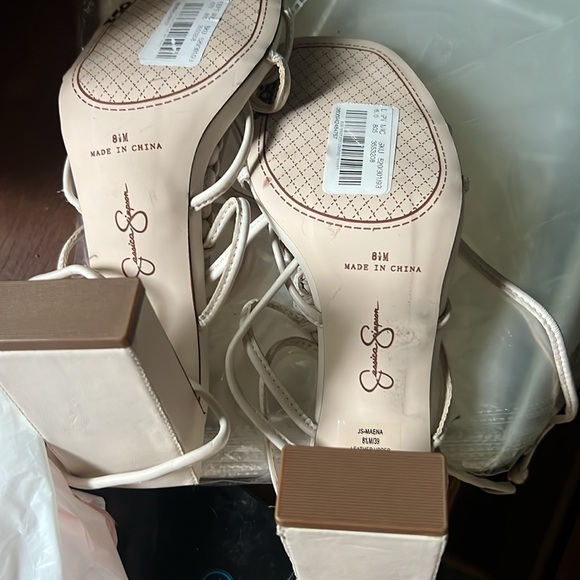 ✅New! JESSICA SIMPSON Women's Maena Ankle-Tie Sandals Nude - Picture 8 of 8